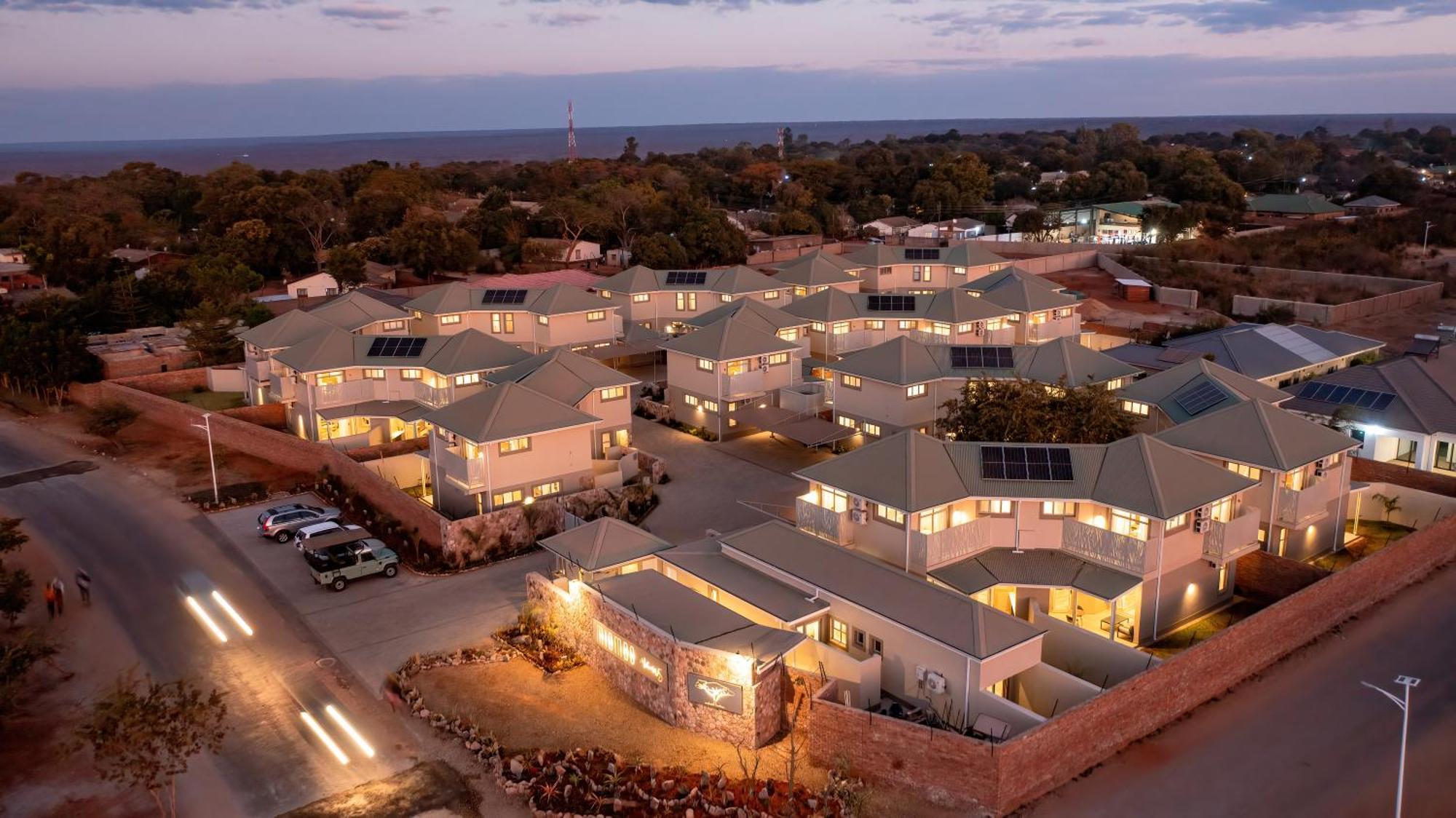 Miombo Mews Apartment Victoria Falls Ngoại thất bức ảnh